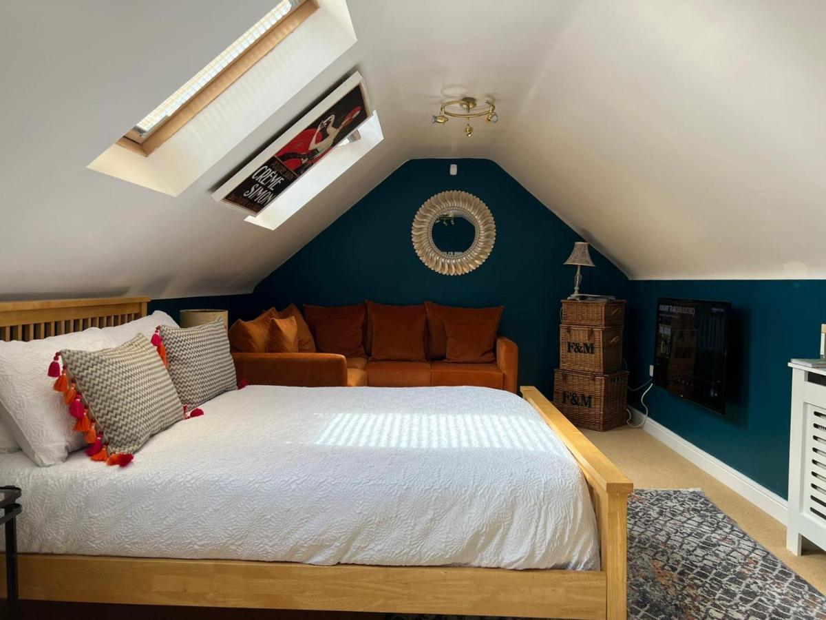 Boutique Shrewsbury Suites Ngoại thất bức ảnh