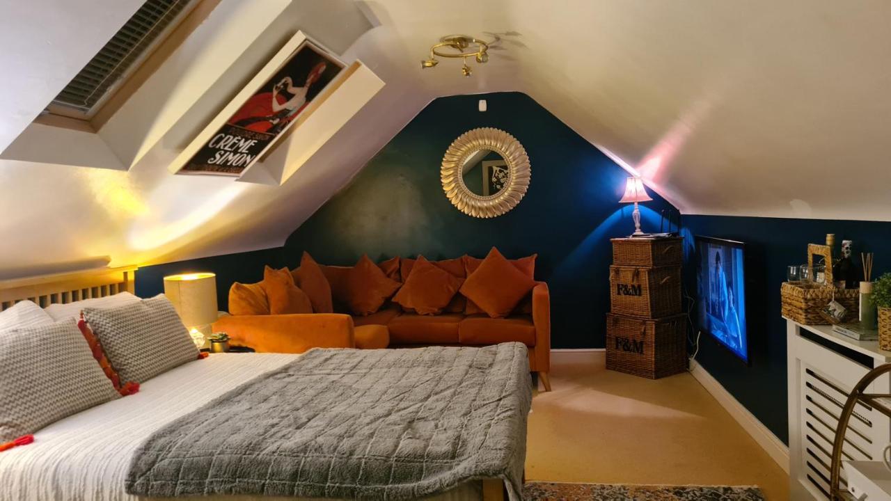 Boutique Shrewsbury Suites Ngoại thất bức ảnh