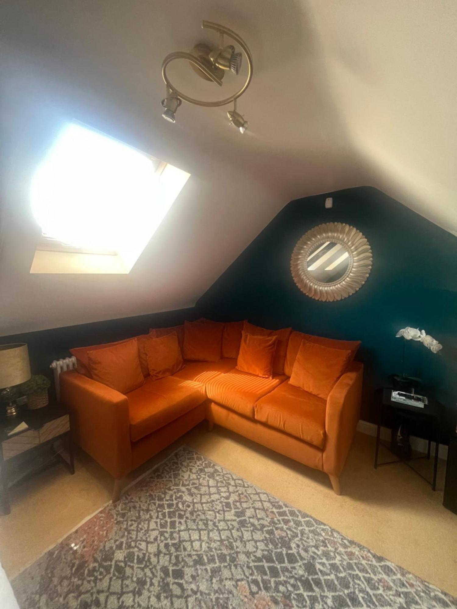 Boutique Shrewsbury Suites Ngoại thất bức ảnh